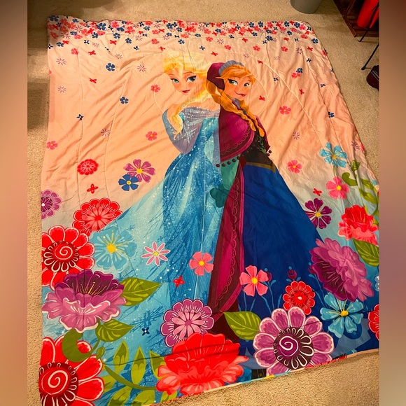 Full/Queen size blanket/ comforter - Picture 1 of 2
